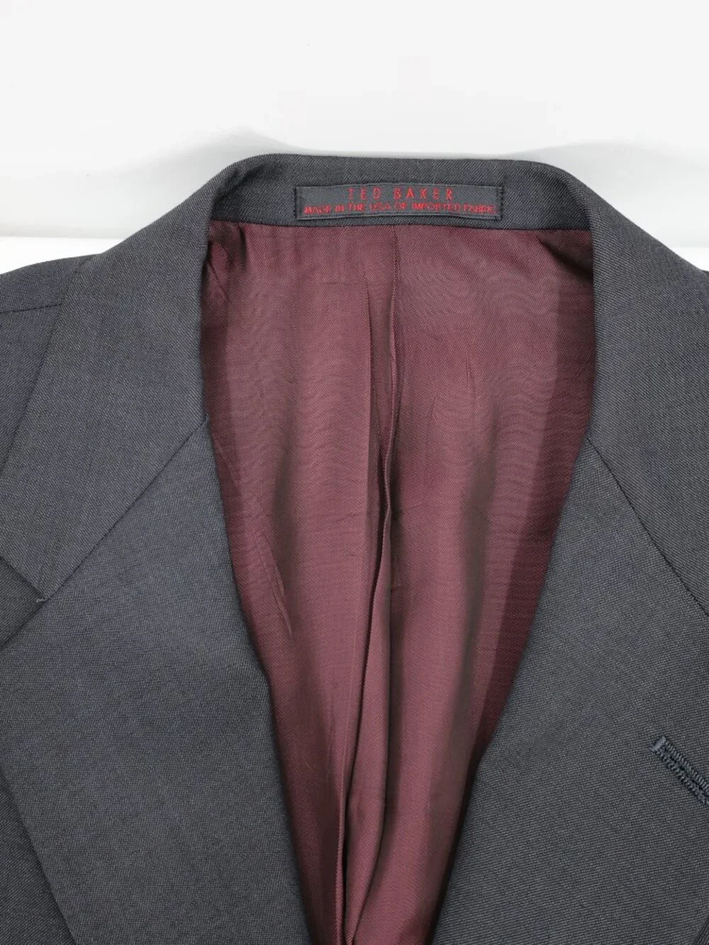 Ted Baker Suit Men’s 42R 36x31 Gray Wool 2 piece notch lapel pleated classic